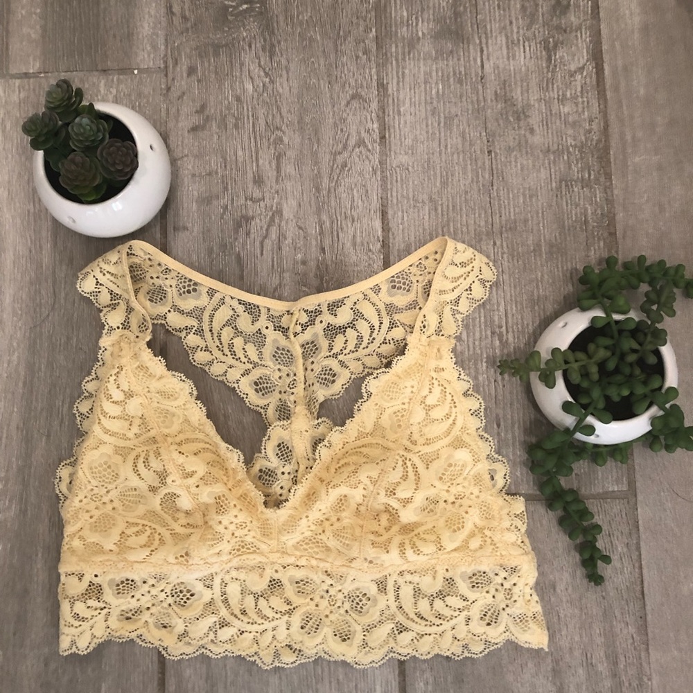 Yellow Lacey Brallete !🌟✨🌞